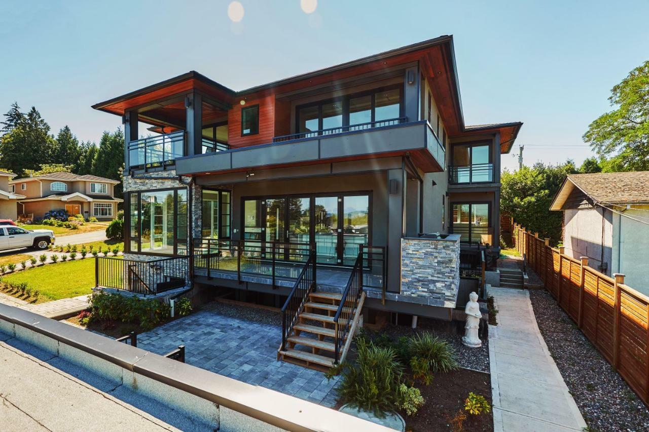 The Chateau Burnaby Exterior foto