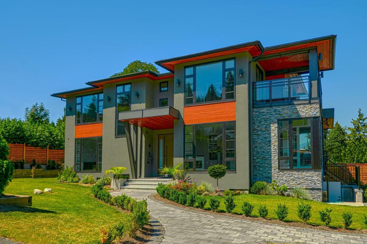 The Chateau Burnaby Exterior foto